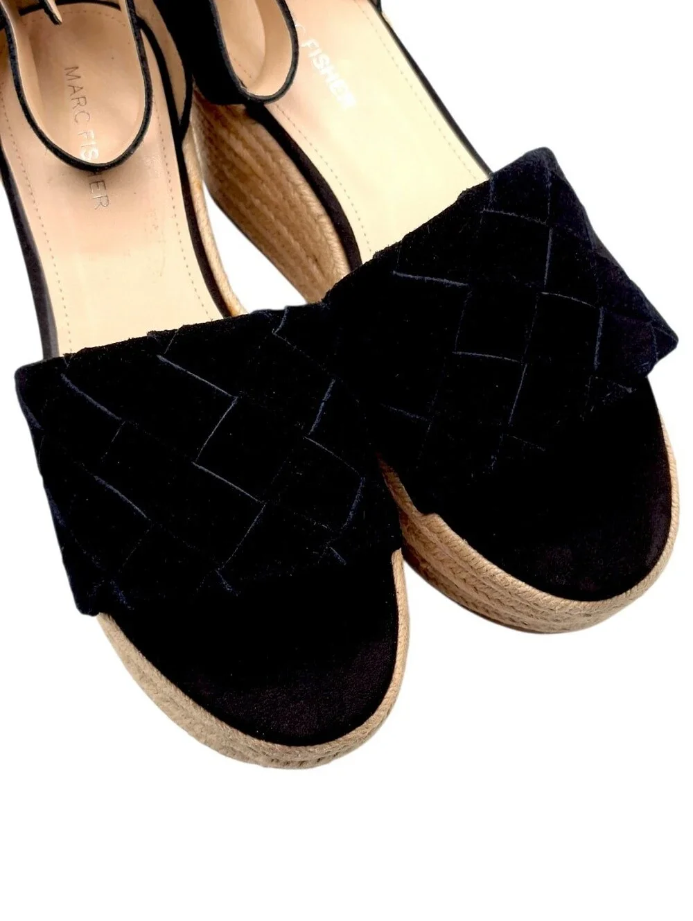 Marc Fisher chic black